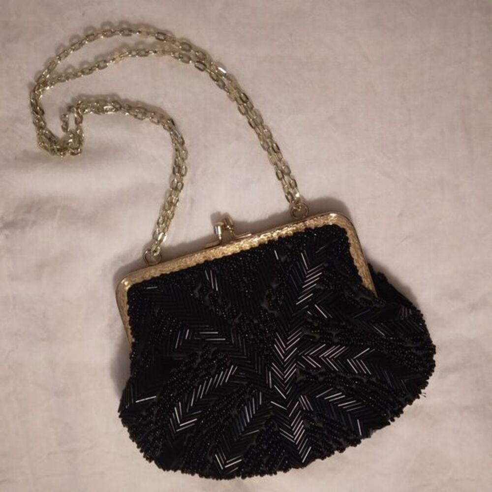 Vtg Black Beaded Evening Purse Kiss Lock  Silvertone Chain Strap Hong Kong 7"×6"